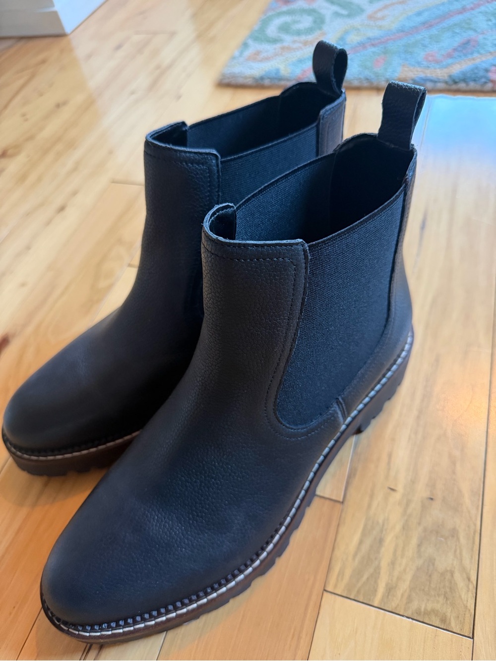 Calson Miller Chelsea Boot for Women Black Leather